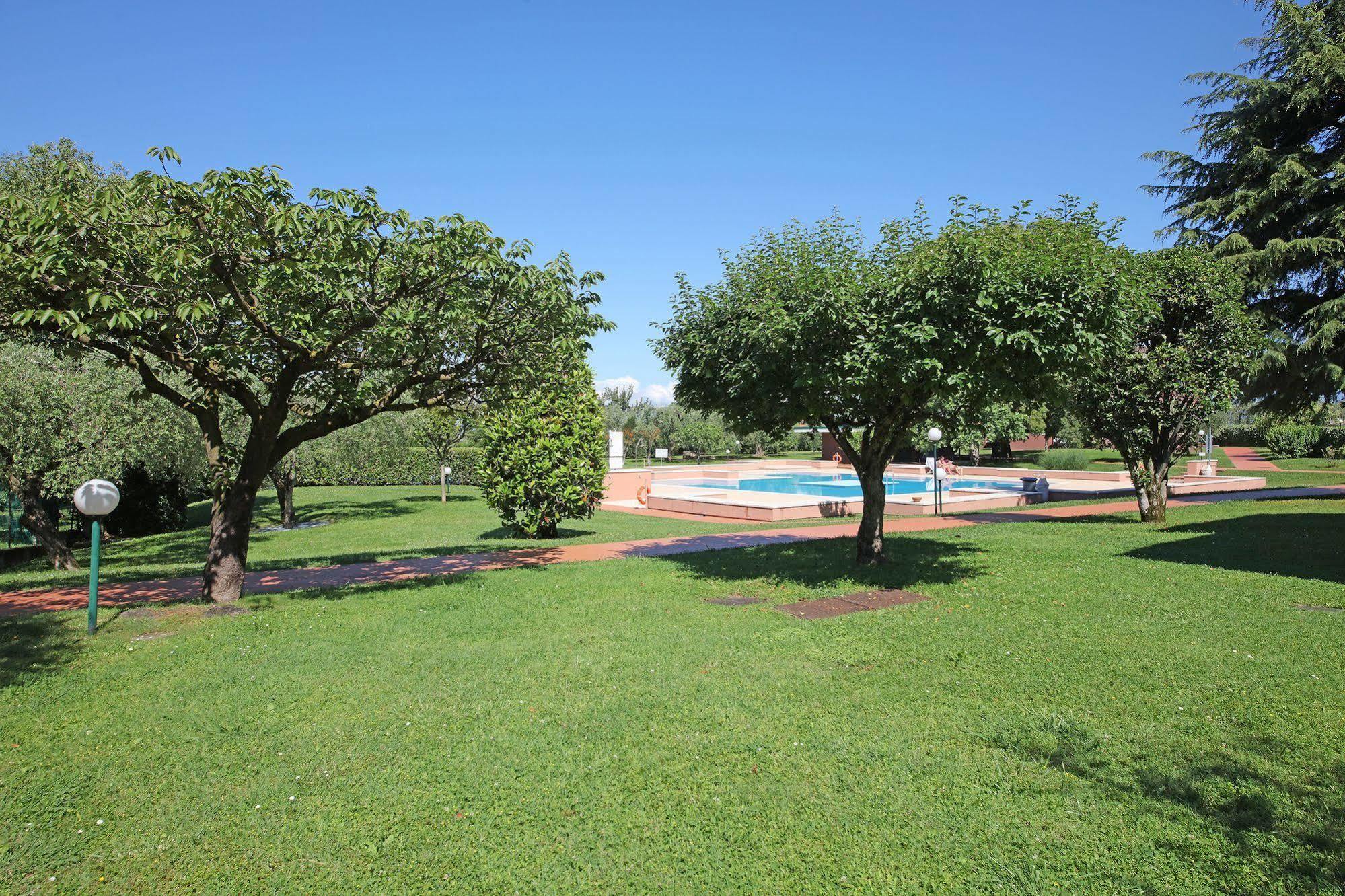Appartamenti Casetto Bardolino Bagian luar foto