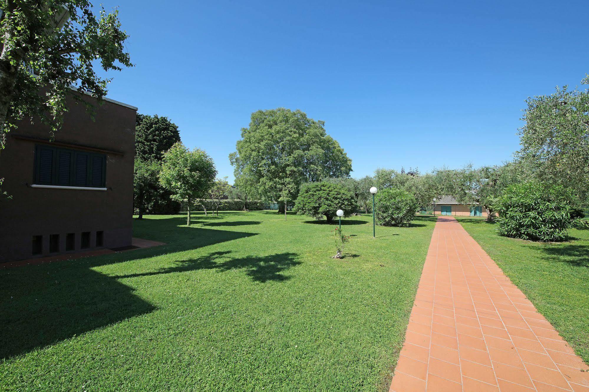 Appartamenti Casetto Bardolino Bagian luar foto