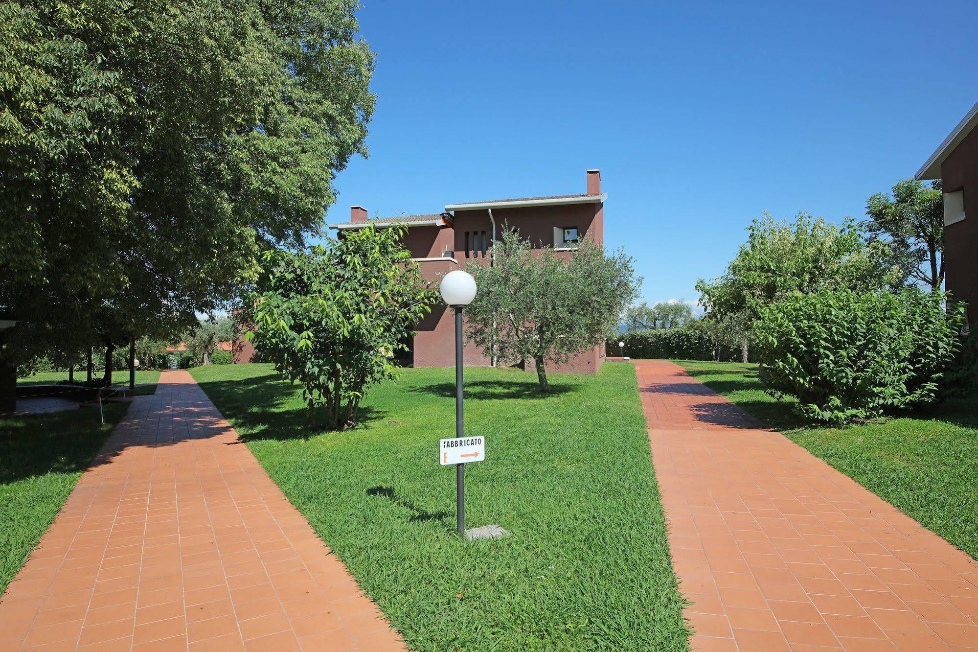 Appartamenti Casetto Bardolino Bagian luar foto