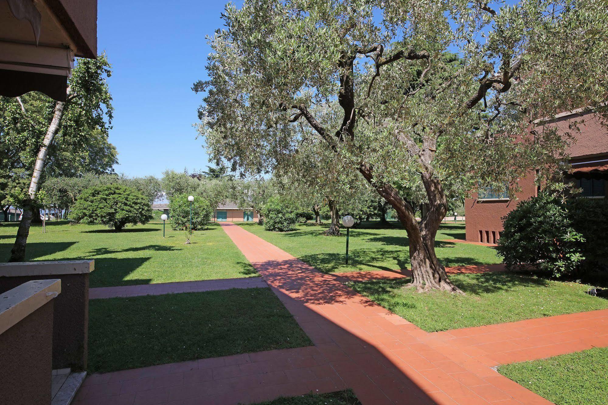 Appartamenti Casetto Bardolino Bagian luar foto
